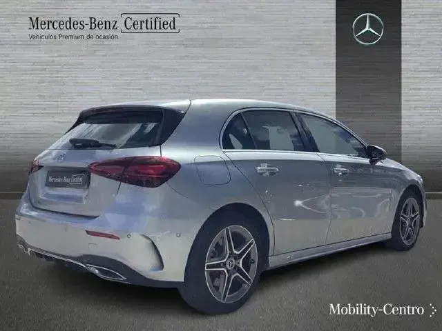 Usado Mercedes A250 218 CV (160 kW) 2025 Plata hightech Berlina