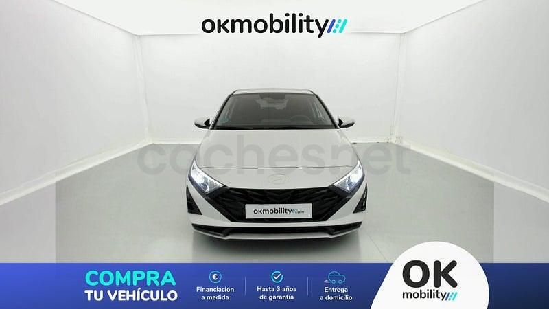 Usado Hyundai i20 100 CV (73 kW) 2024 Blanco Utilitario