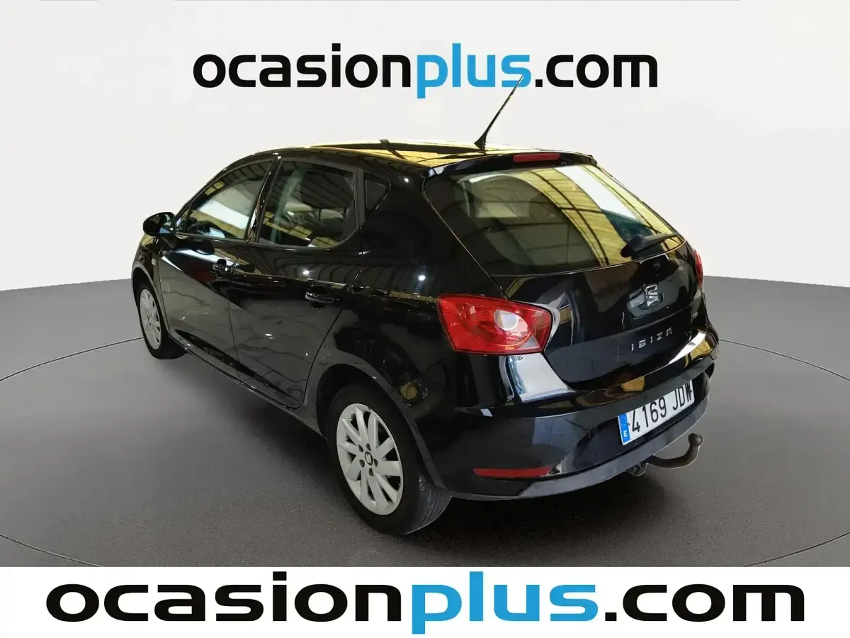 Usado Seat Ibiza Style 105 CV (77 kW) 2015 Negro Utilitario