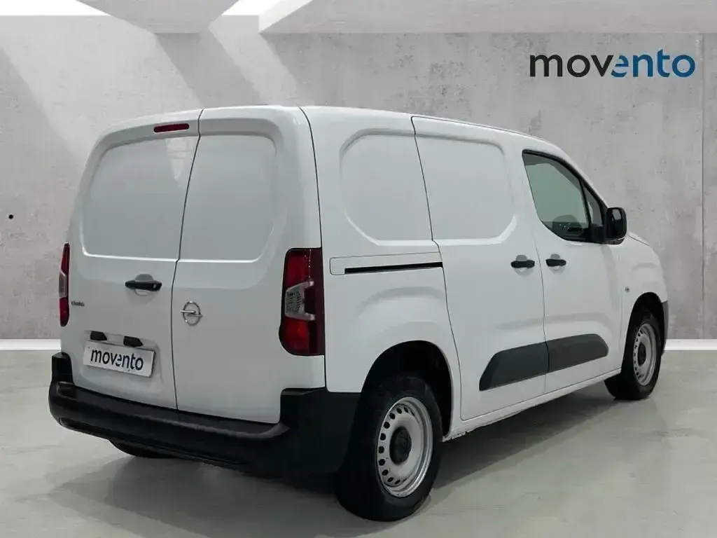 Usado Opel Combo 100 CV (73 kW) 2019 Blanco Monovolumen