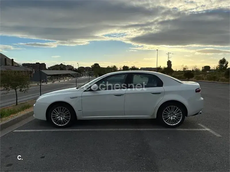 Usado Alfa Romeo 159 170 CV (125 kW) 2010 Blanco Berlina