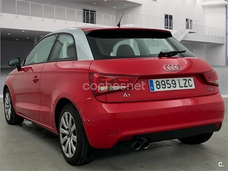Usado Audi A1 Ambition 122 CV (89 kW) 2011 Rojo Utilitario