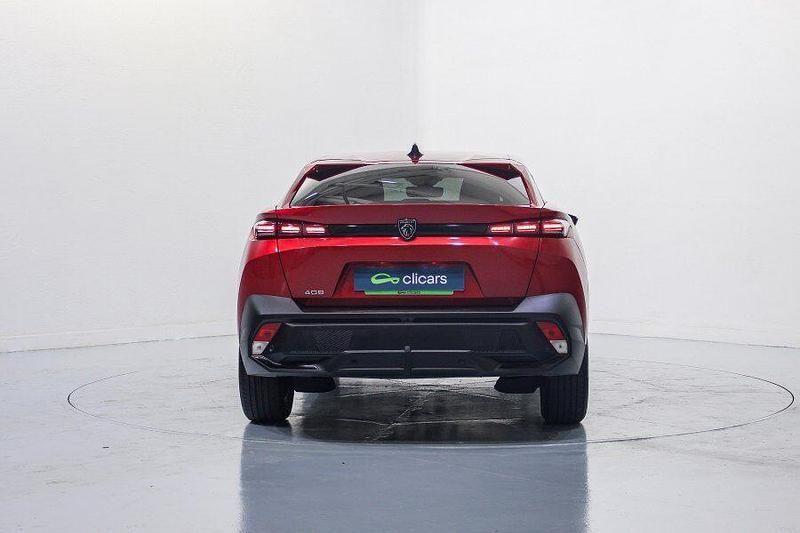 Usado Peugeot 408 Allure 136 CV (100 kW) 2025 Rojo SUV