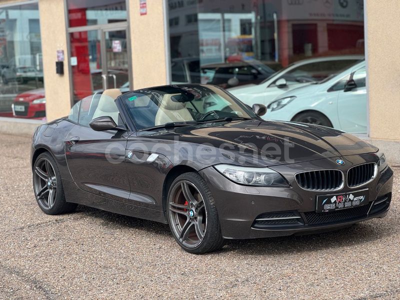 Gris / plata Usado 2011 BMW Z4 Comfort Edition Descapotable | 19.990 € (Un poco caro) - Imagen 1/4
