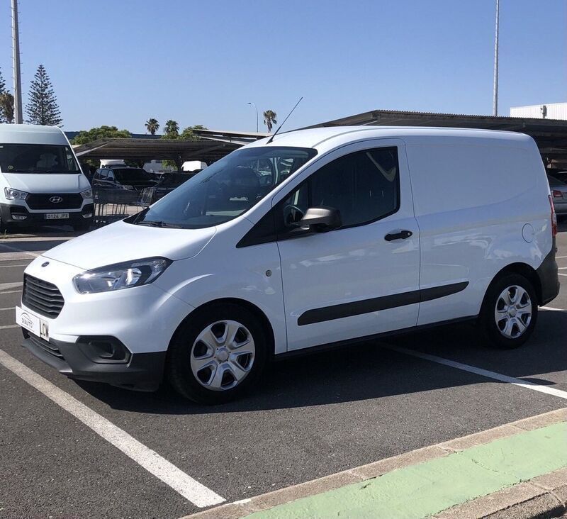 Blanco Usado 2018 Ford Transit Trend Van | 10.900 € (Un poco caro) - Imagen 1/4