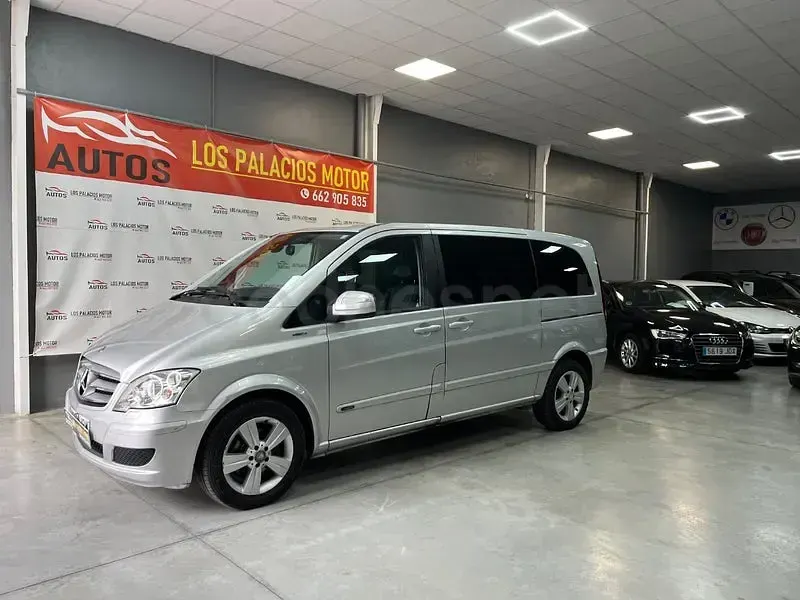 Usado Mercedes Viano Avantgarde 224 CV (164 kW) 2013 Gris / plata Monovolumen