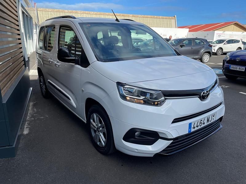 Usado Toyota Proace Verso Advance 130 CV (95 kW) 2023 Blanco Familiar