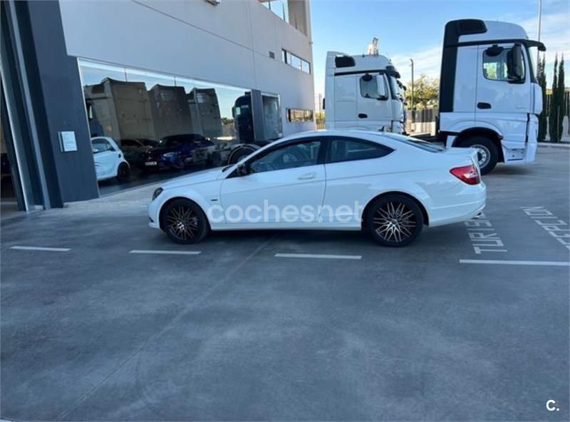 Usado Mercedes C180 156 CV (114 kW) 2012 Blanco Coupe