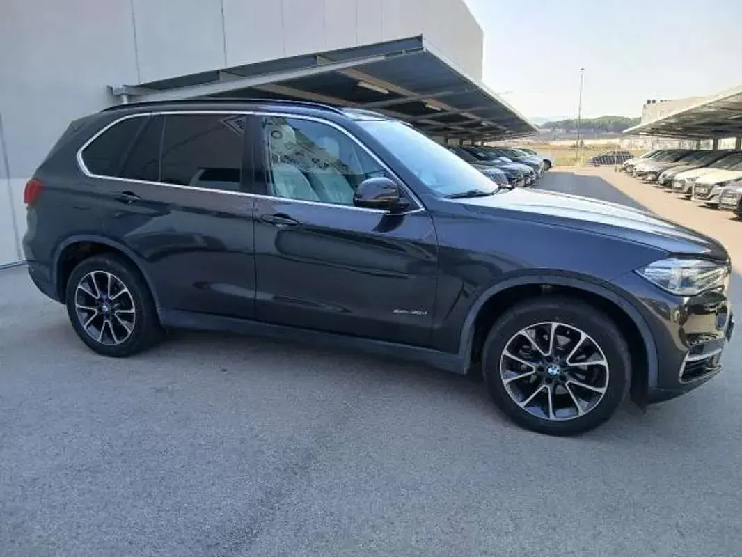 Usado BMW X5 Luxury Line 258 CV (189 kW) 2014 Gris SUV
