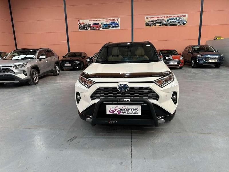 Usado Toyota RAV4 Hybrid Style 222 CV (163 kW) 2021 Blanco SUV