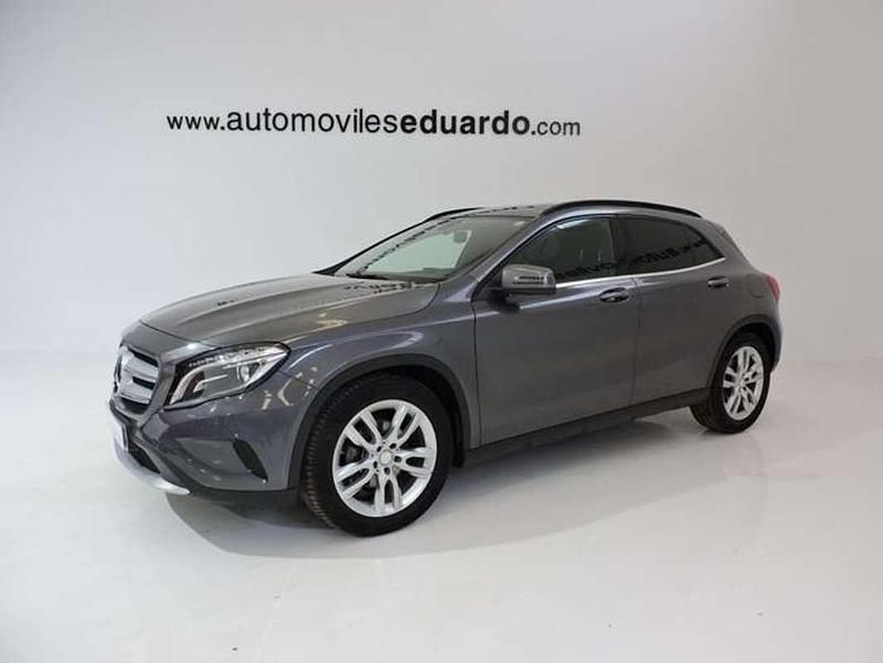 Gris Usado 2015 Mercedes GLA220 SUV | 17.500 € (Buen precio) - Imagen 1/4
