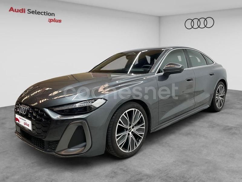 Gris / plata Usado 2024 Audi A5 Advanced Coupe | 57.290 € - Imagen 1/4
