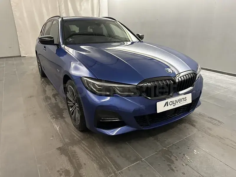 Usado BMW 330e Comfort Edition 292 CV (214 kW) 2021 Azul Familiar
