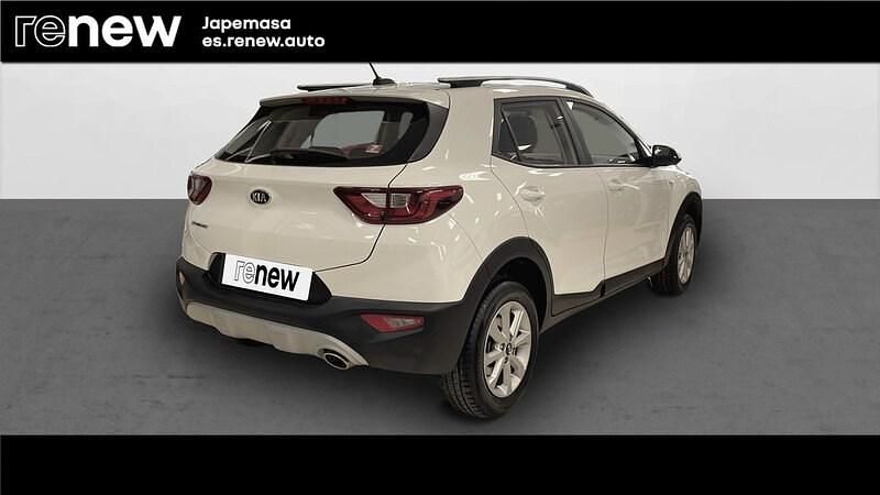 Usado Kia Stonic 84 CV (61 kW) 2019 Blanco SUV