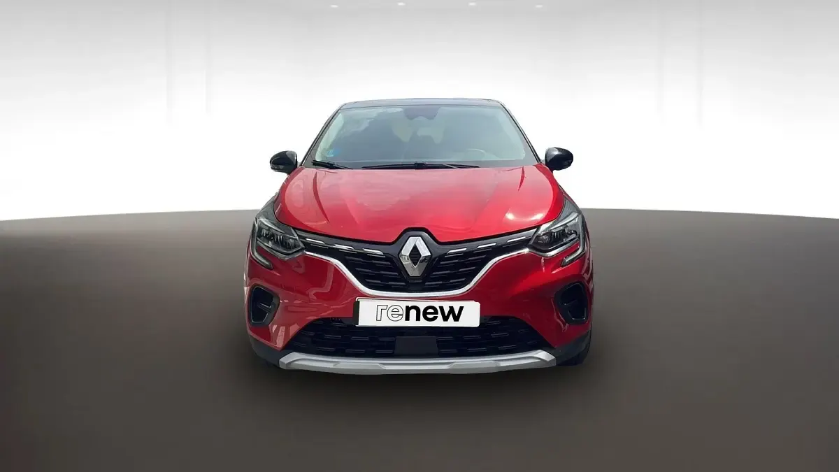 Usado Renault Captur 140 CV (102 kW) 2022 Carrocer?a rojo deseo con techo negro brillante SUV