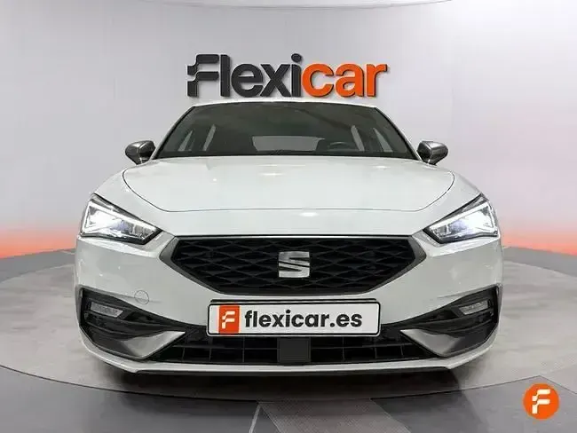 Usado Seat Leon FR 150 CV (110 kW) 2025 Blanco