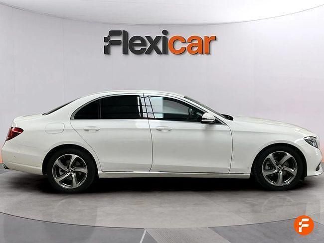 Usado Mercedes E220 194 CV (142 kW) 2017 Blanco Berlina