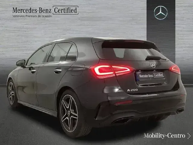 Usado Mercedes A200 163 CV (119 kW) 2021 Negro noche