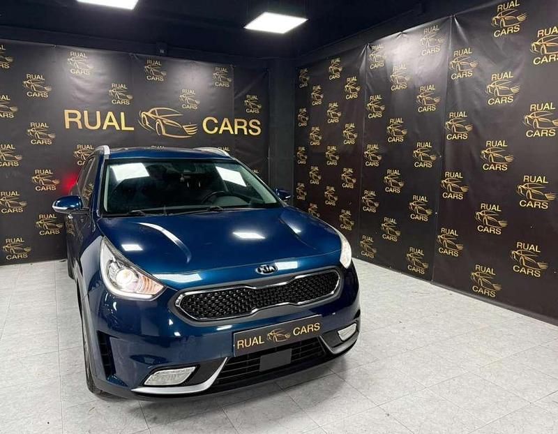 Usado Kia Niro 141 CV (103 kW) 2016 Azul SUV