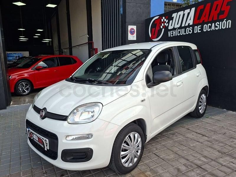 Usado Fiat Panda Lounge 69 CV (50 kW) 2017 Blanco Utilitario