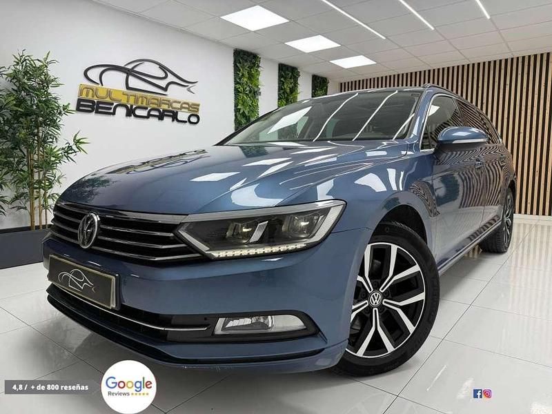 Usado VW Passat Advance 150 CV (110 kW) 2017 Azul Familiar