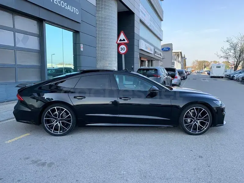 Usado Audi A7 Ambiente 204 CV (150 kW) 2022 Negro Berlina