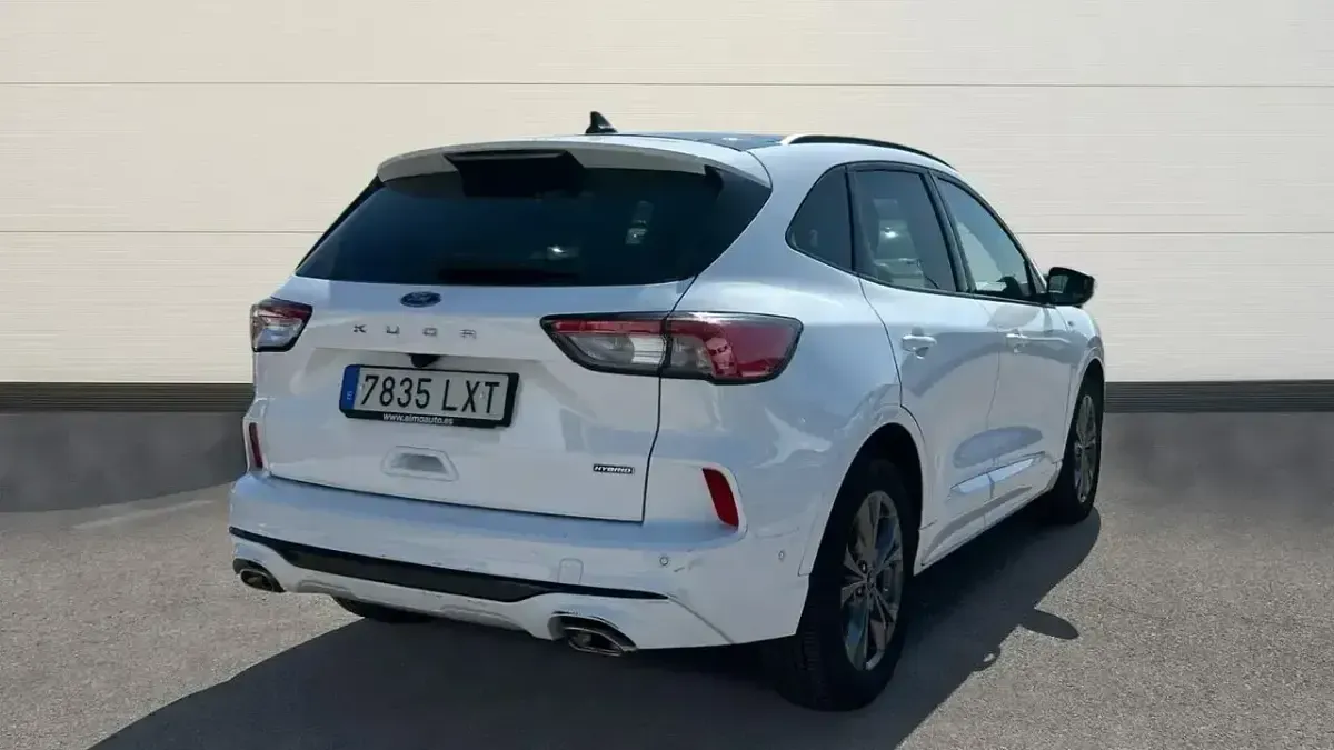 Begagnad Ford Kuga ST-Line X 190 HK (139 kW) 2022 Vit SUV