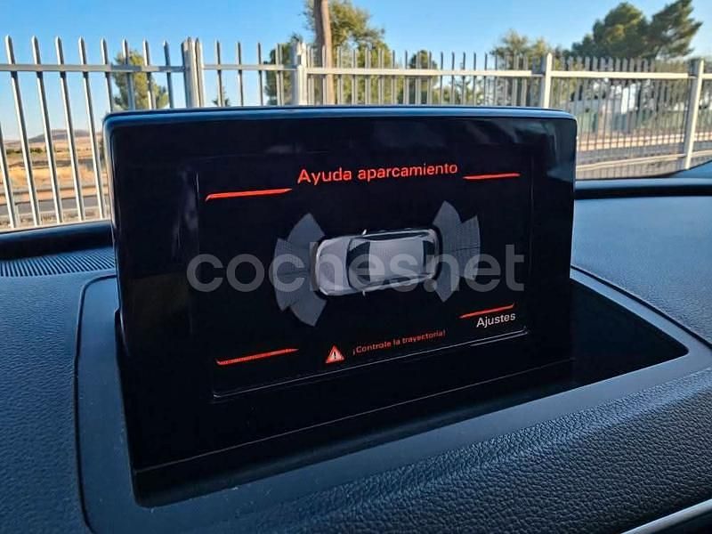 Usado Audi Q3 Black Edition 150 CV (110 kW) 2017 Blanco SUV