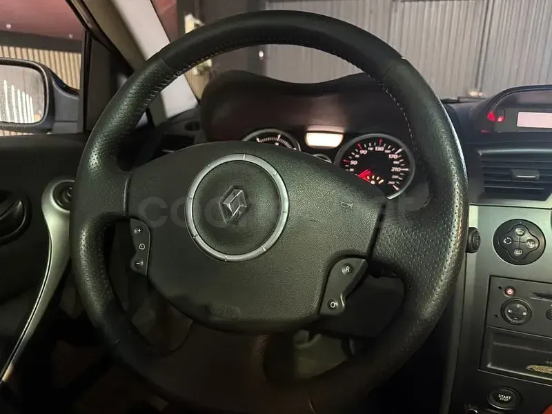 Begagnad Renault Mégane Cabriolet Dynamique 105 HK (77 kW) 2008 Grå Cab