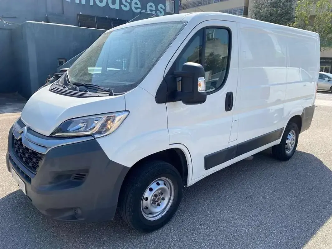 Usado Citroën Jumper 110 CV (80 kW) 2017 Blanco Monovolumen