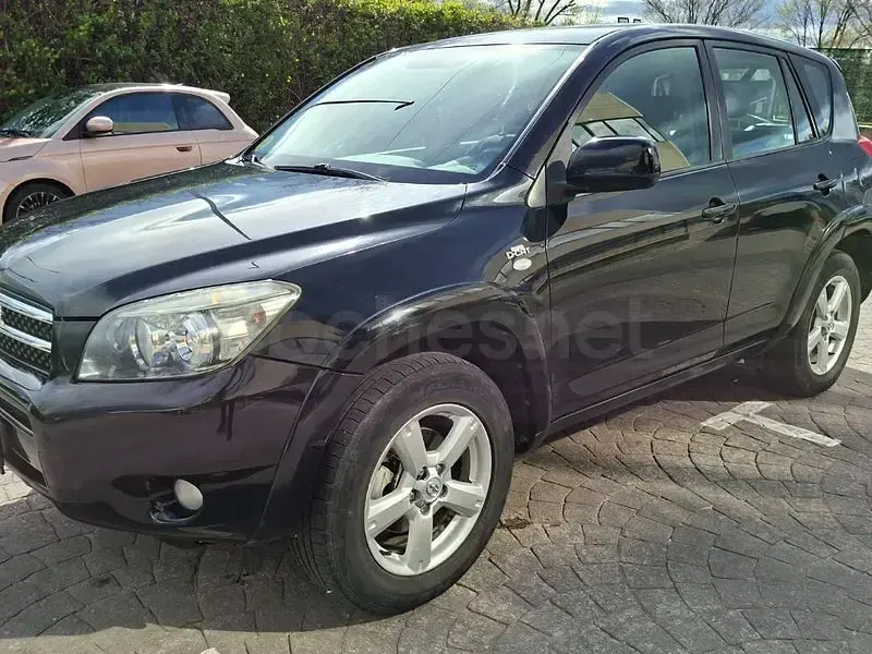Usado Toyota RAV4 Premium 177 CV (130 kW) 2006 Negro SUV
