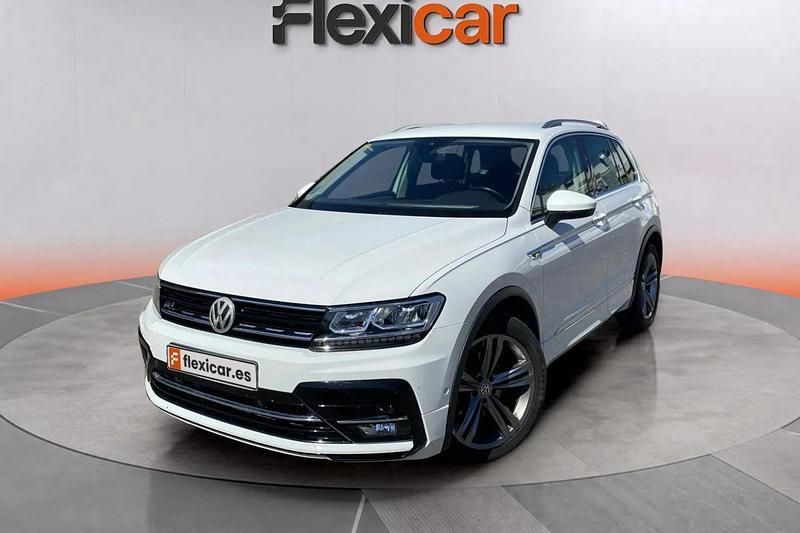 Usado VW Tiguan Sportline 151 CV (111 kW) 2018 Blanco SUV