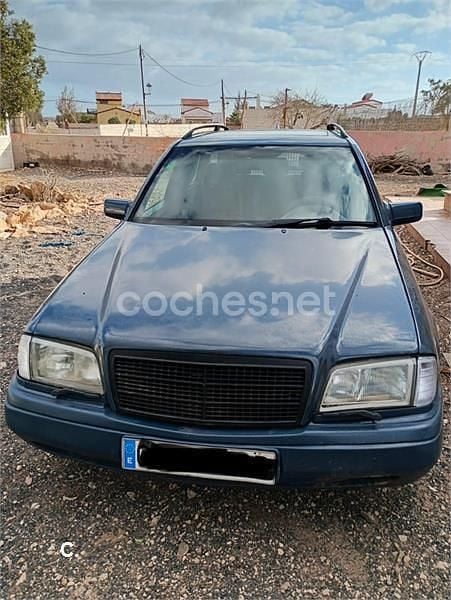 Usado Mercedes C280 197 CV (144 kW) 2002 Azul Familiar