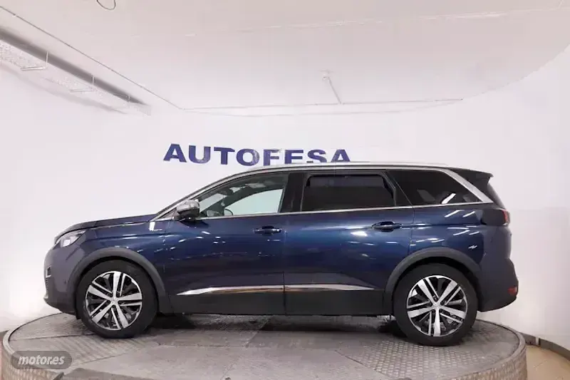 Usado Peugeot 5008 GT 180 CV (132 kW) 2019 Azul SUV