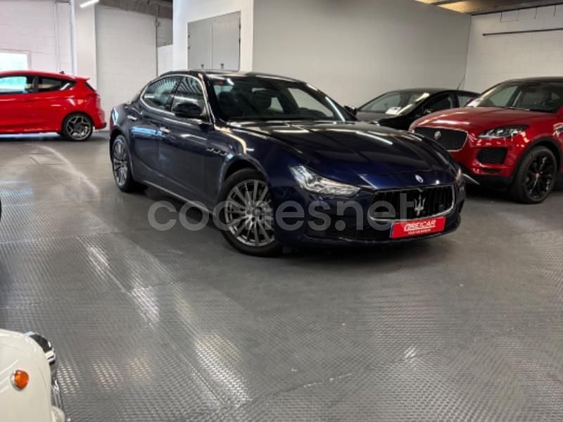 Usado Maserati Ghibli 275 CV (202 kW) 2017 Azul Berlina