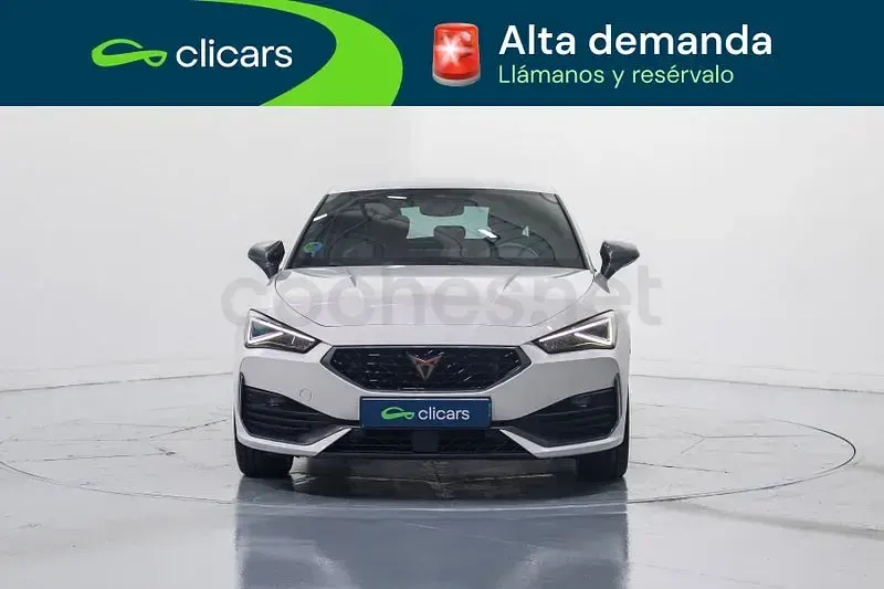 Usado Cupra Leon 150 CV (110 kW) 2023 Blanco Berlina