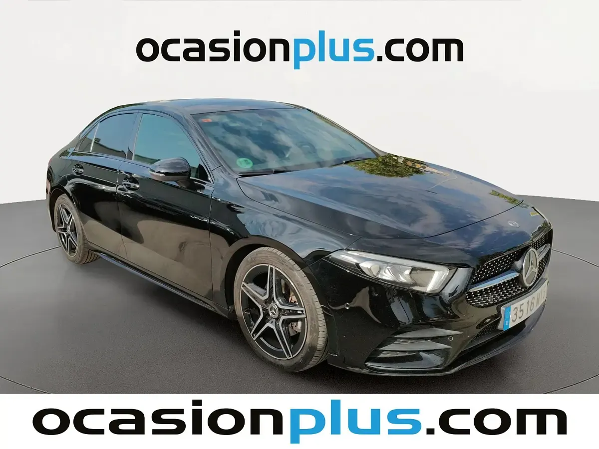 Usado Mercedes A180 AMG 116 CV (85 kW) 2019 Negro Berlina