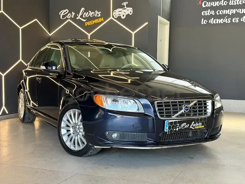 Usado Volvo S80 Momentum 238 CV (175 kW) 2008 Negro Berlina