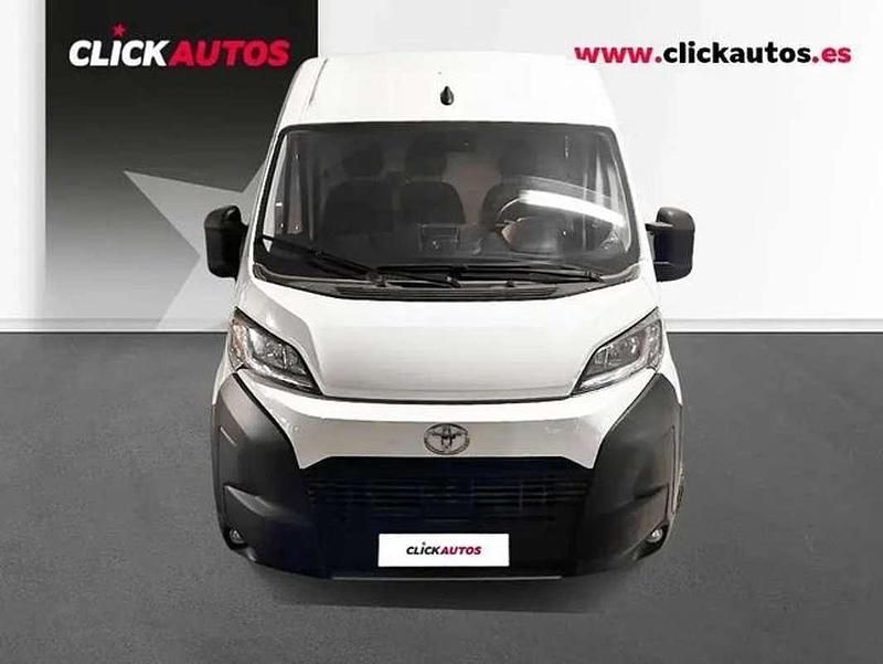 Usado Toyota Proace H2 141 CV (103 kW) 2025 Blanco Monovolumen