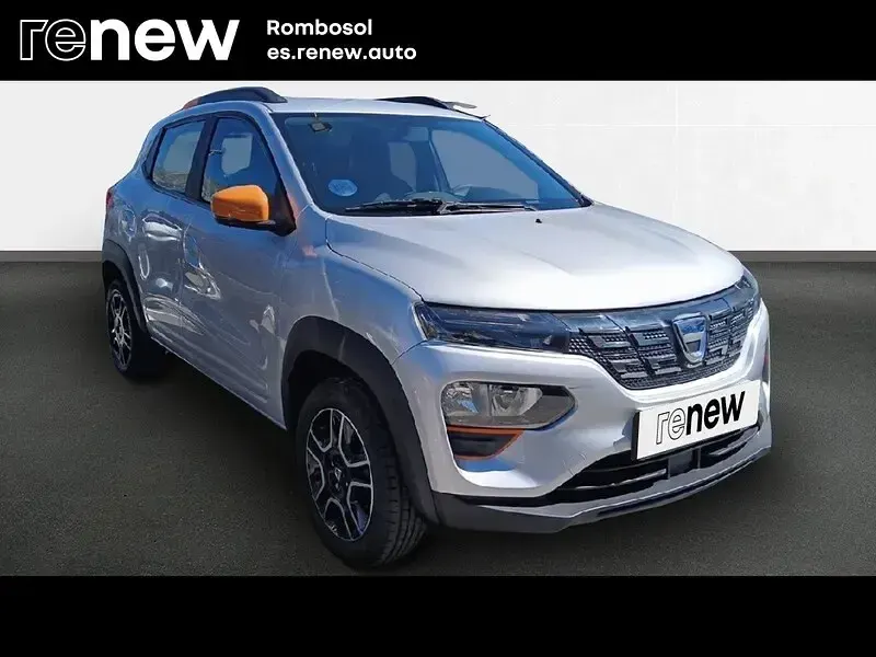 Usado Dacia Spring Comfort Plus 33 kW (45 CV) 2022 Blanco Utilitario