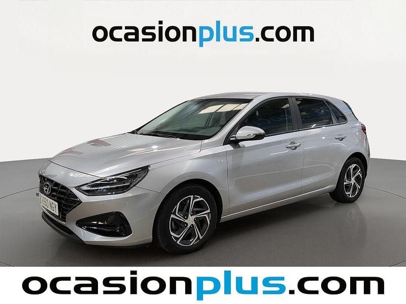 Blanco Usado 2022 Hyundai i30 Utilitario | 15.228 € (Precio justo) - Imagen 1/4