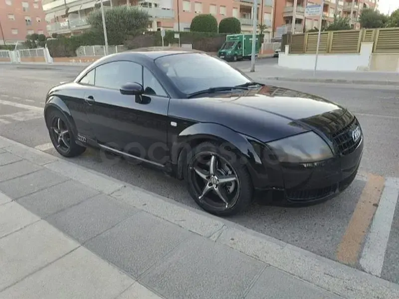 Usado Audi TT 180 CV (132 kW) 2000 Negro Coupe
