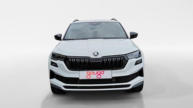 Usado Skoda Karoq SportLine 150 CV (110 kW) 2023 Blanco SUV
