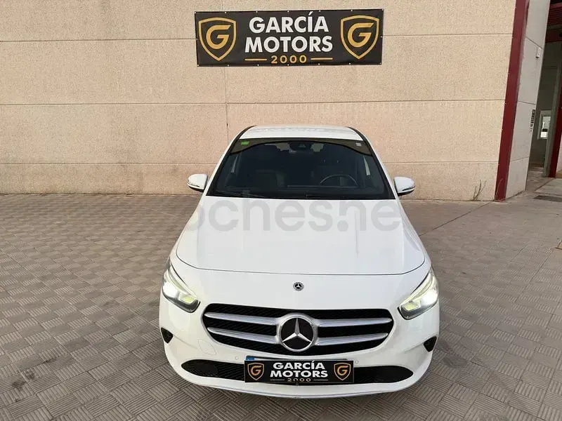 Usado Mercedes B200 150 CV (110 kW) 2022 Blanco Utilitario