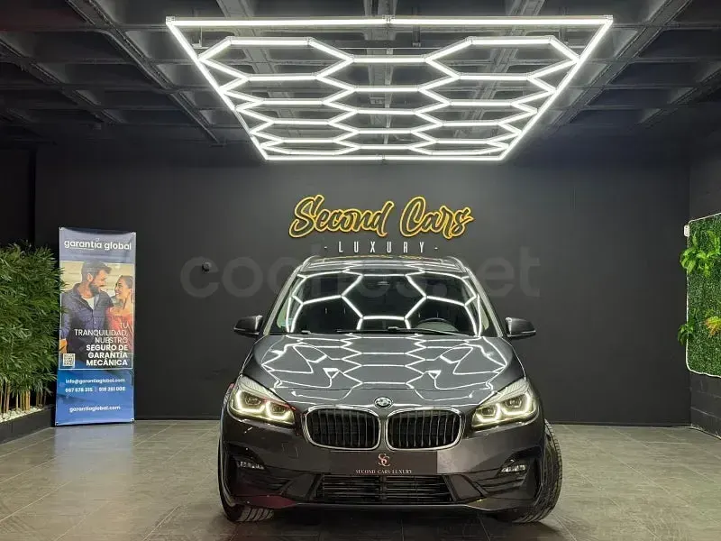 Usado BMW 218 Comfort Edition 150 CV (110 kW) 2020 Gris / plata Familiar