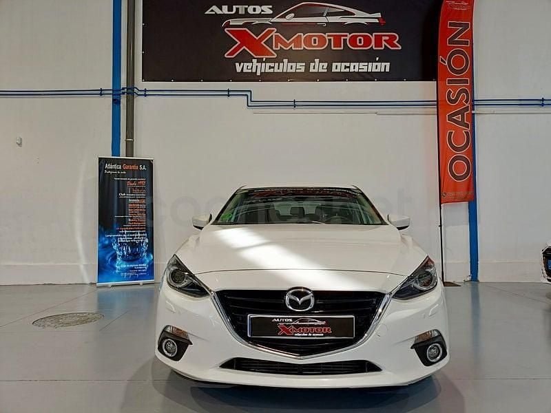 Usado Mazda 3 Luxury 150 CV (110 kW) 2015 Blanco Berlina