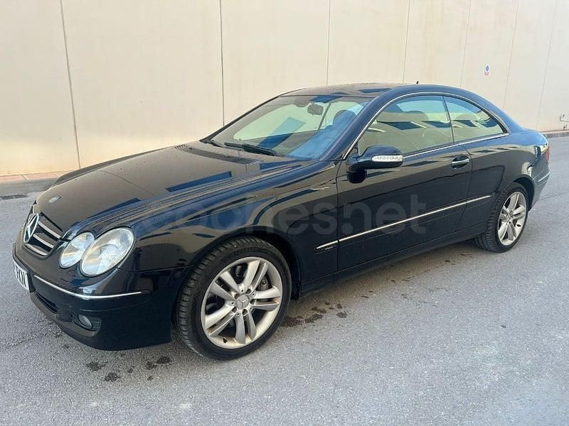 Usado Mercedes CLK320 Avantgarde 224 CV (164 kW) 2007 Negro Coupe