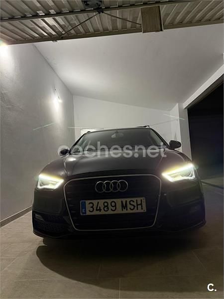Usado Audi A3 Attraction 150 CV (110 kW) 2012 Negro Utilitario