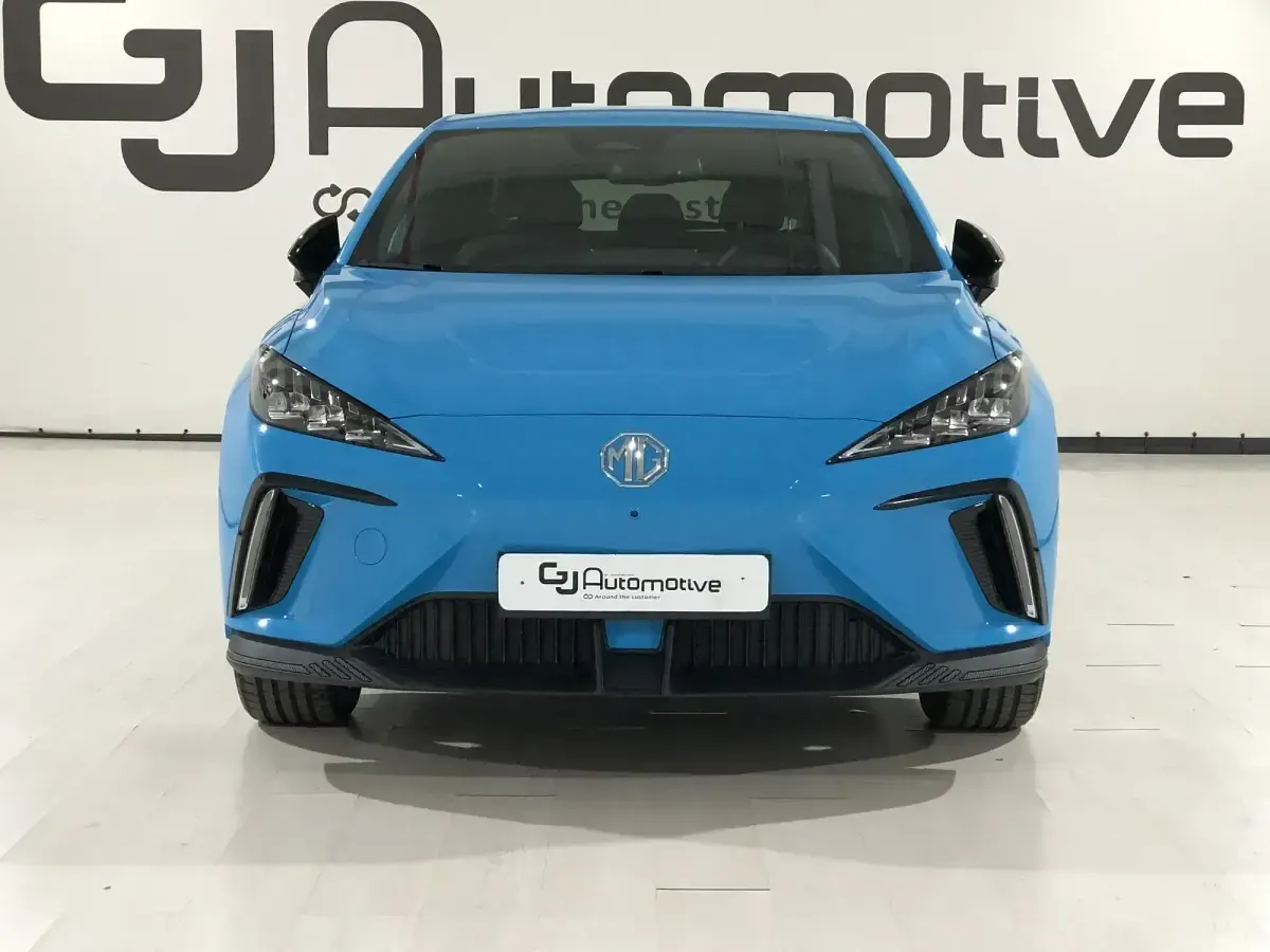 Occasion MG MG4 EV Luxury 150 kW (204 PK) 2023 Blauw Hatchback