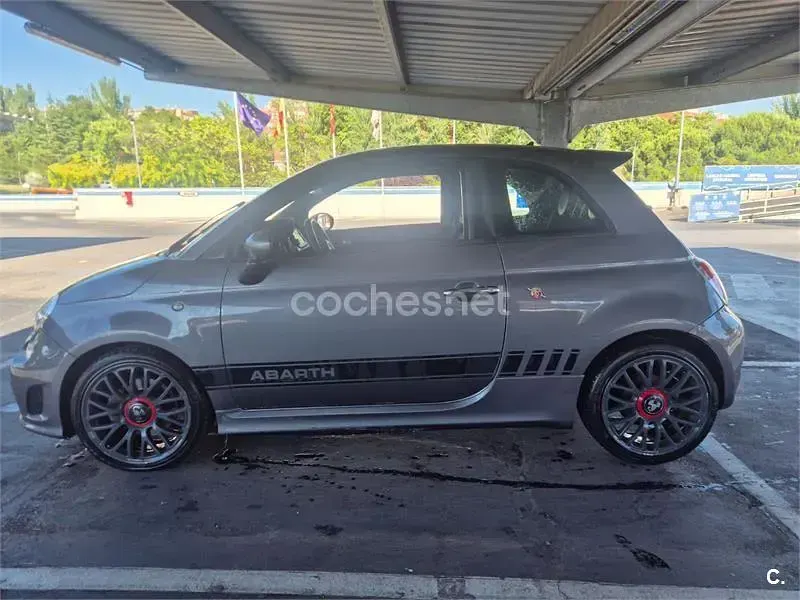 Usado Abarth 500 135 CV (99 kW) 2013 Gris / plata Berlina